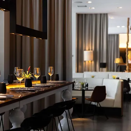 Отель Pullman Cocagne