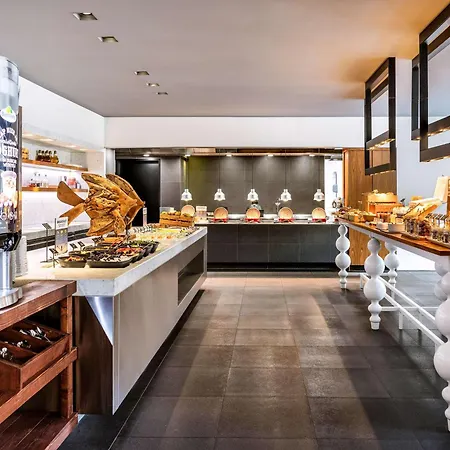 Pullman Cocagne Hotel 4*