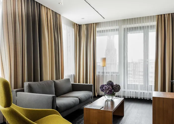 プルマン アイントホーヴェン コカーニュ